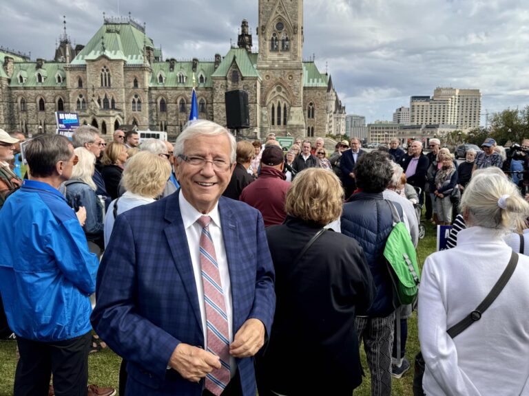 Louis Plamondon : 40 ans de fidélité parlementaire et un 13e mandat historique