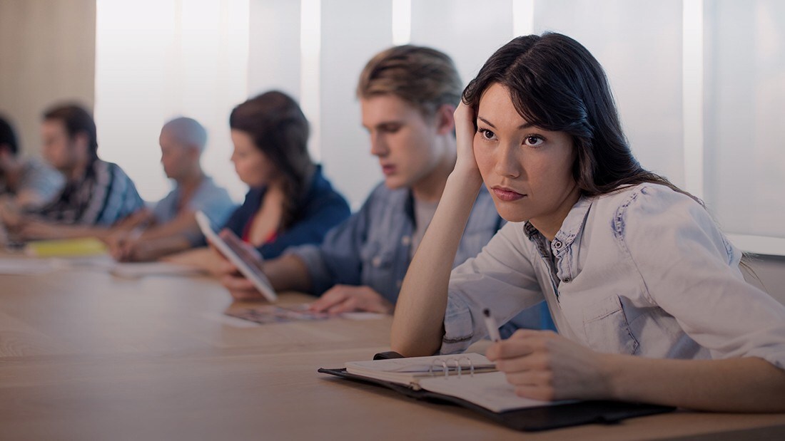 Travail : la « réunionite » freine-t-elle vraiment la productivité au Québec ?