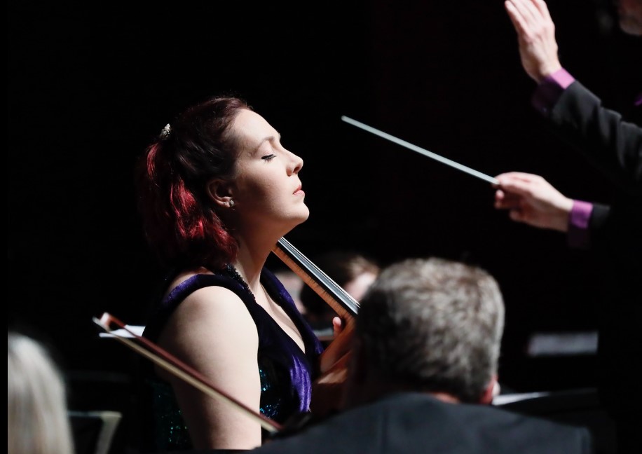 La violoncelliste Noémie Raymond sacrée artiste de l’année en Montérégie La violoncelliste Noémie Raymond sacrée artiste de l’année en Montérégie