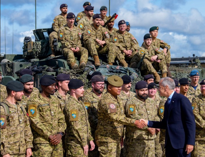 Journée des Forces armées canadiennes : Carney promet un réarmement sans précédent Journée des Forces armées canadiennes : Carney promet un réarmement sans précédent