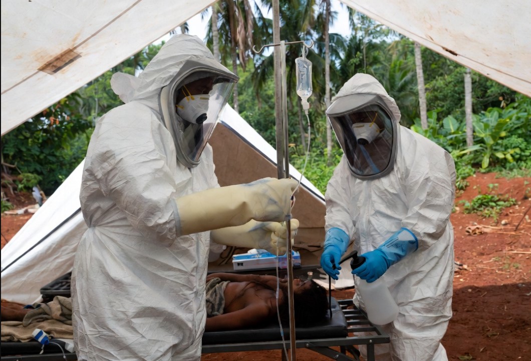 Épidémie d’Ebola : le Canada ferme ses frontières à trois pays africains Épidémie d’Ebola : le Canada ferme ses frontières à trois pays africains