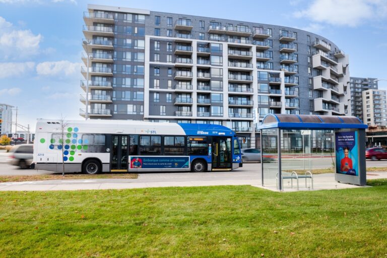 Laval adapte son réseau d&rsquo;autobus pour la saison estivale dès le 20 juin