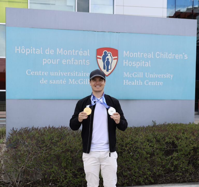 Après les sommets olympiques, Mikaël Kingsbury se lance dans une nouvelle mission pour les enfants du Québec