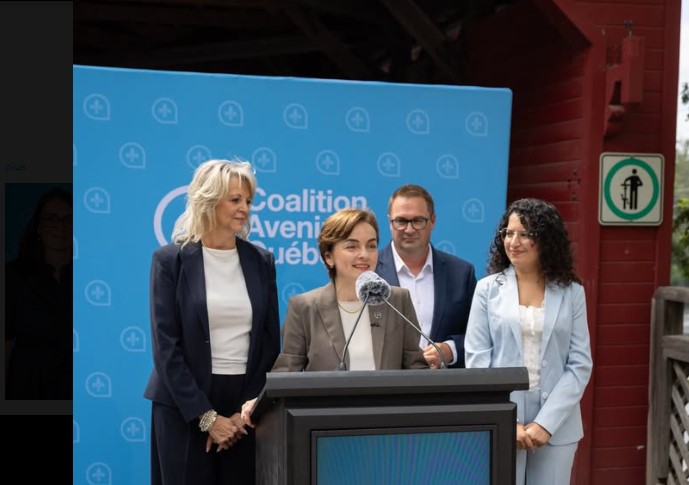 La CAQ efface son nom : quand un parti se renie pour survivre La CAQ efface son nom : quand un parti se renie pour survivre