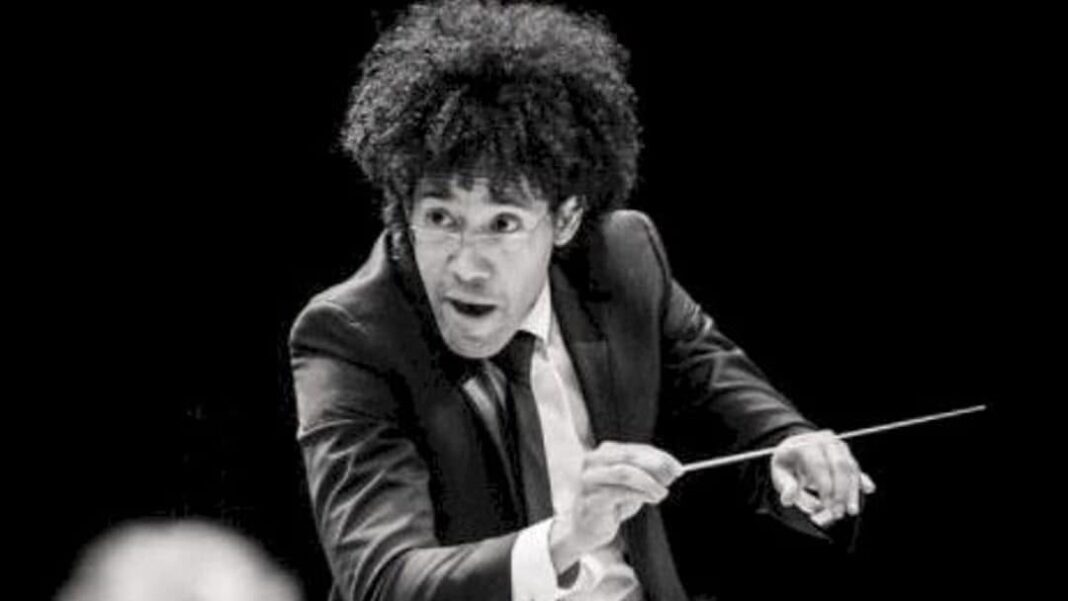 Le chef d’orchestre vénézuélien Rafael Payare reçoit la citoyenneté d’honneur de la ville de Montréal Le chef d’orchestre vénézuélien Rafael Payare reçoit la citoyenneté d’honneur de la ville de Montréal