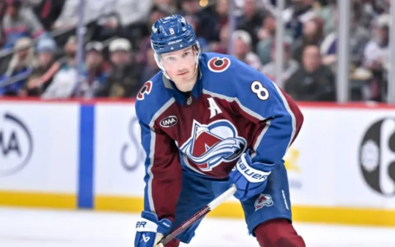 Cale Makar, le défenseur qu’on compare déjà à Bobby Orr Cale Makar, le défenseur qu’on compare déjà à Bobby Orr