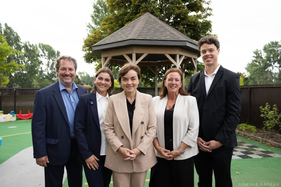 À Rimouski, Christine Fréchette choisit les familles pour lancer sa quête d’un premier mandat comme cheffe À Rimouski, Christine Fréchette choisit les familles pour lancer sa quête d’un premier mandat comme cheffe
