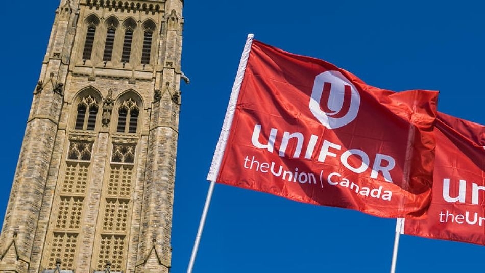 Guerre commerciale : Unifor salue les contre-tarifs canadiens et réclame un soutien accru aux travailleurs Guerre commerciale : Unifor salue les contre-tarifs canadiens et réclame un soutien accru aux travailleurs