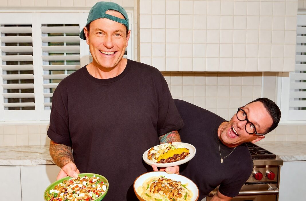 WeCook s’associe au chef Chuck Hughes pour une rentrée aux saveurs montréalaises WeCook s’associe au chef Chuck Hughes pour une rentrée aux saveurs montréalaises