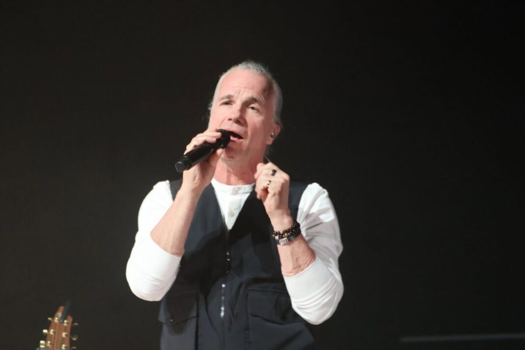 Bruno Pelletier prépare son retour à Montréal avec un nouvel EP Bruno Pelletier prépare son retour à Montréal avec un nouvel EP