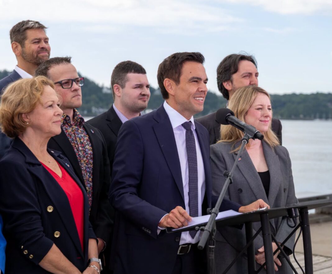 Charles Milliard mise sur la francophonie pour desserrer l’étreinte américaine sur l’économie québécoise Charles Milliard mise sur la francophonie pour desserrer l’étreinte américaine sur l’économie québécoise