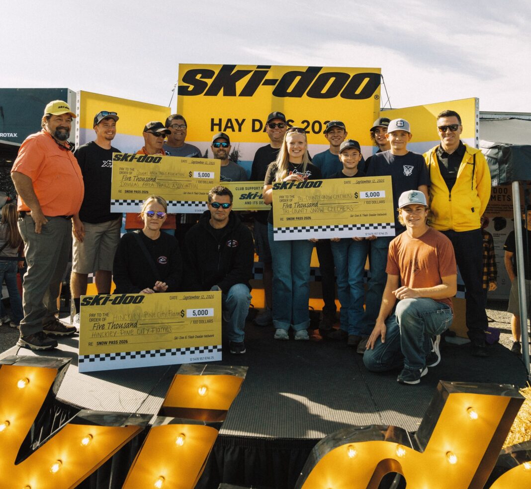 Ski-Doo Snow PASS distribue des subventions à plus de 50 clubs de motoneige Ski-Doo Snow PASS distribue des subventions à plus de 50 clubs de motoneige