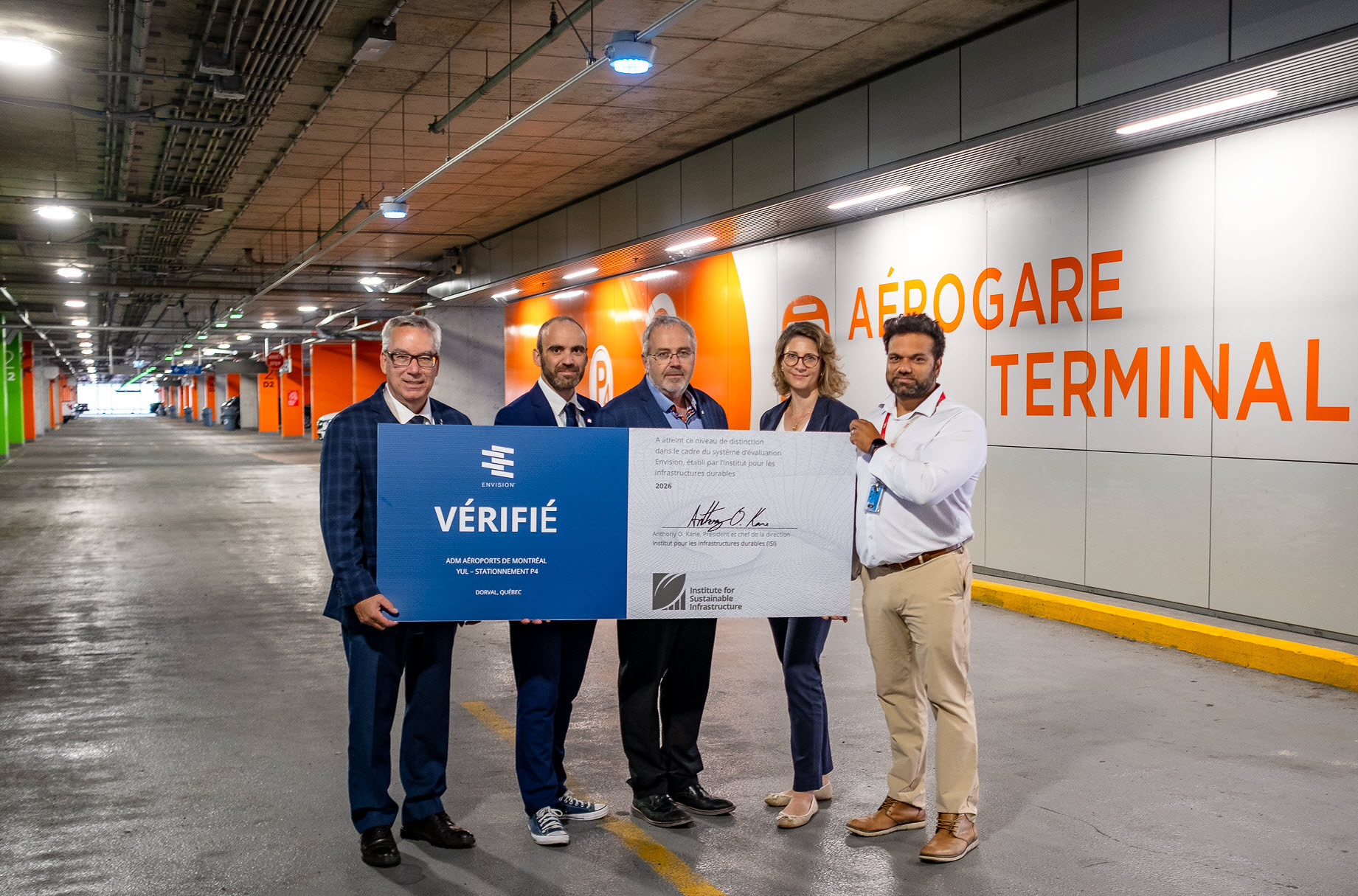 Montréal : le stationnement P4 de YUL obtient une certification environnementale internationale Montréal : le stationnement P4 de YUL obtient une certification environnementale internationale