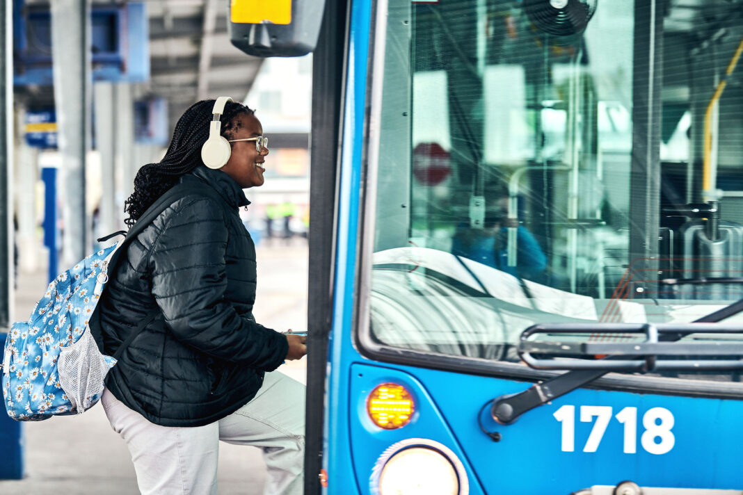 Laval : la STL lance une consultation sur la refonte de son réseau d’autobus Laval : la STL lance une consultation sur la refonte de son réseau d’autobus