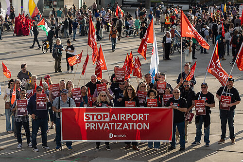 Aéroports : Unifor demande à Ottawa de renoncer à toute privatisation Aéroports : Unifor demande à Ottawa de renoncer à toute privatisation