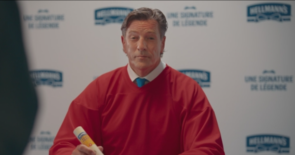 Patrice Brisebois signera un hot-dog au Centre Bell pour Hellmann’s Patrice Brisebois signera un hot-dog au Centre Bell pour Hellmann’s