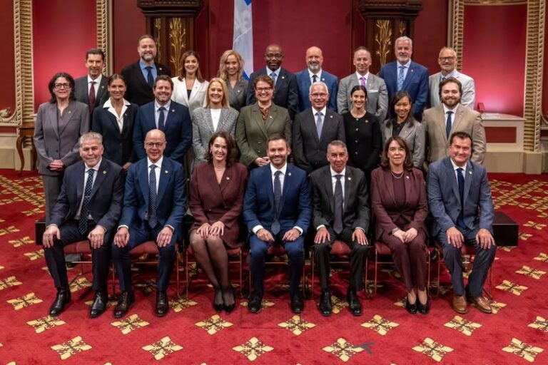 Le nouveau premier ministre du Québec dévoile son Conseil des ministres