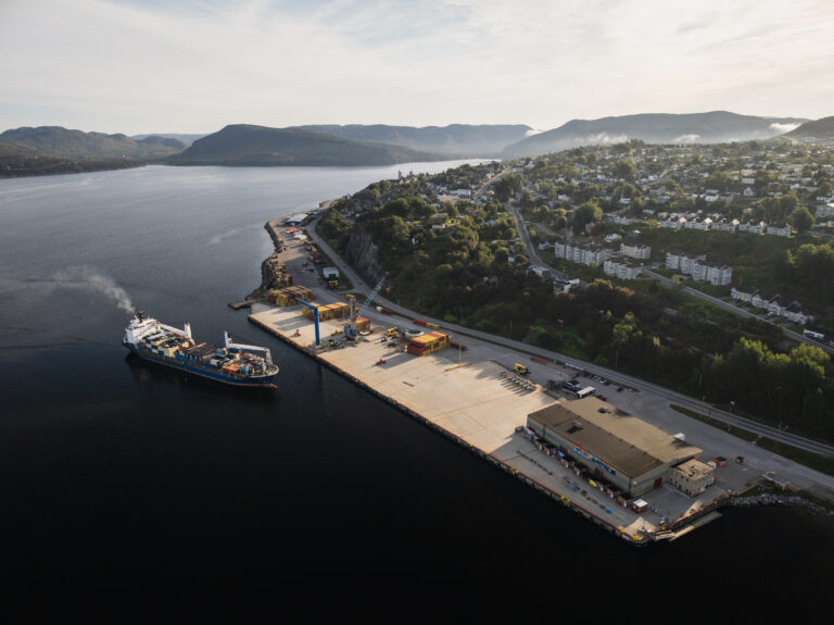 Un nouveau service maritime relie Corner Brook à l’Arctique canadien